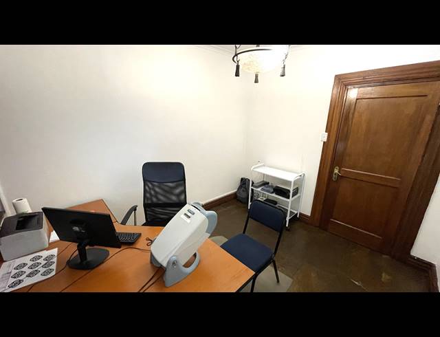 350M² MEDICAL SUITE FOR SALE IN SINOVILLE